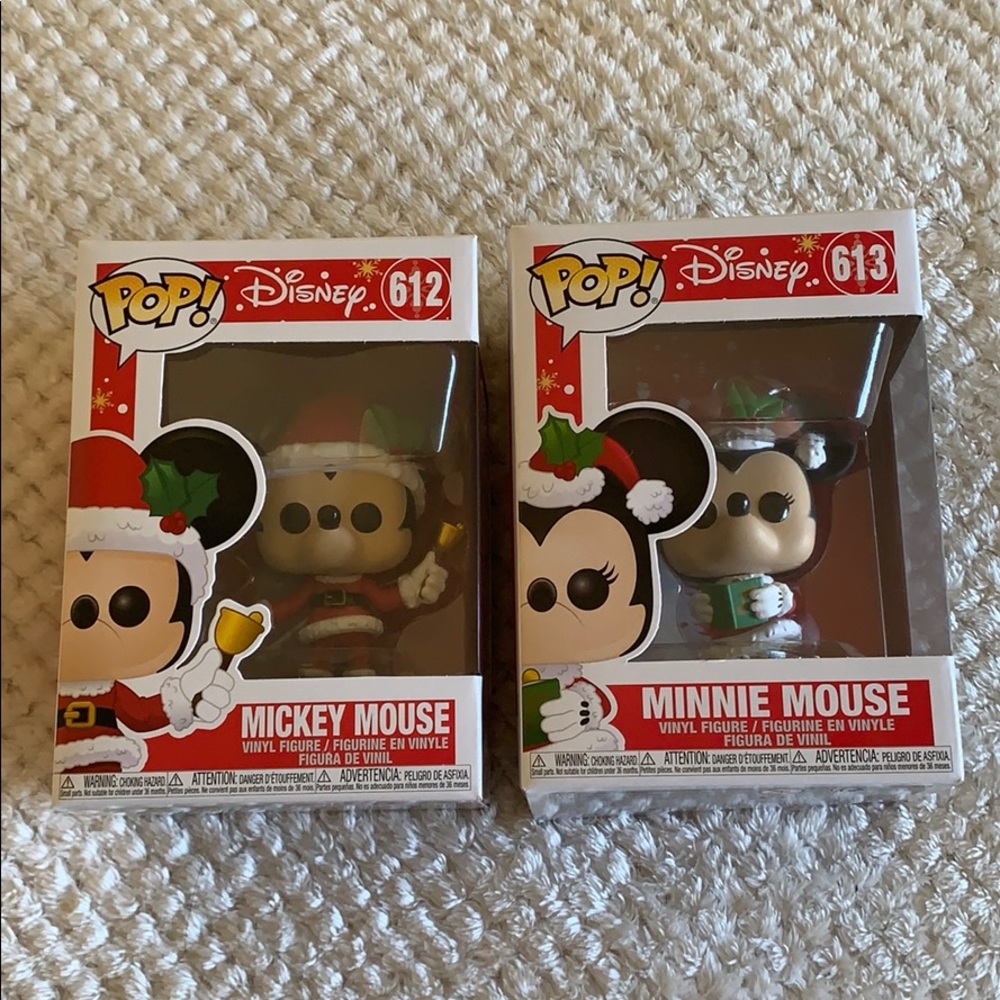Christmas mickey mouse and minnie mouse funko pop